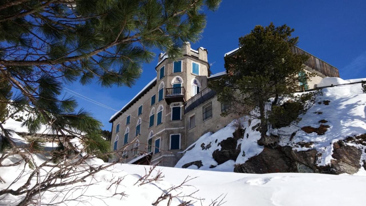 Rifugio Ghiacciaio Dei Forni Hotel Valfurva Ngoại thất bức ảnh