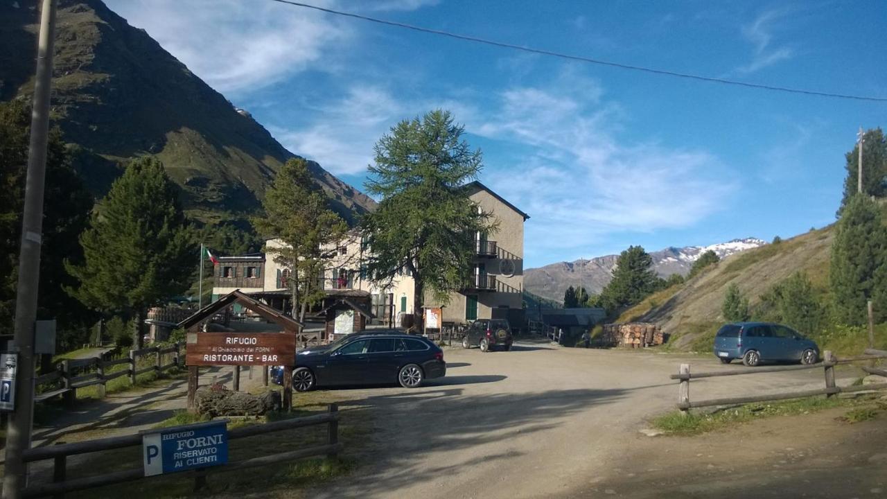 Rifugio Ghiacciaio Dei Forni Hotel Valfurva Ngoại thất bức ảnh